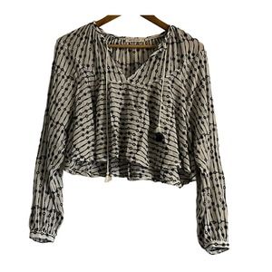 Urban Outfitters Crop Top Long Sleeve Blouse, Med